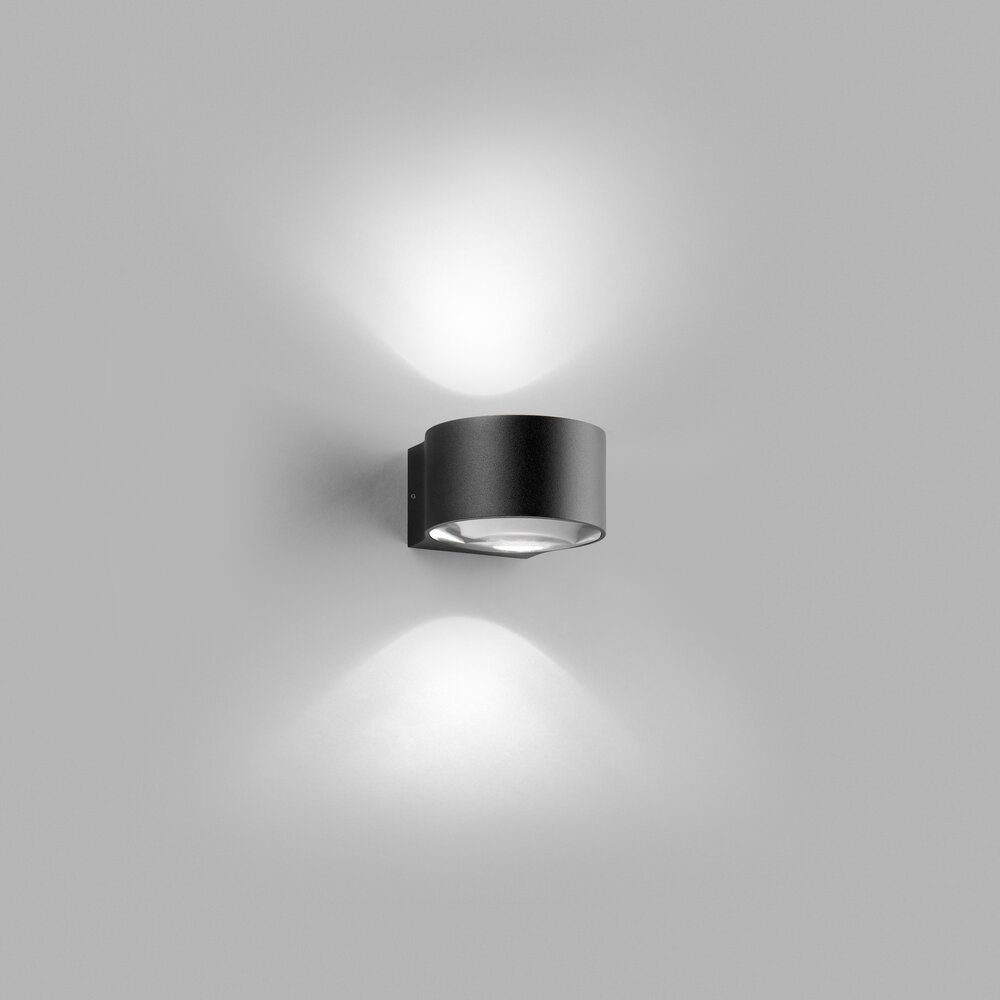 Orbit Mini Væglampe Sort 2700k   Light Point fra Light-point