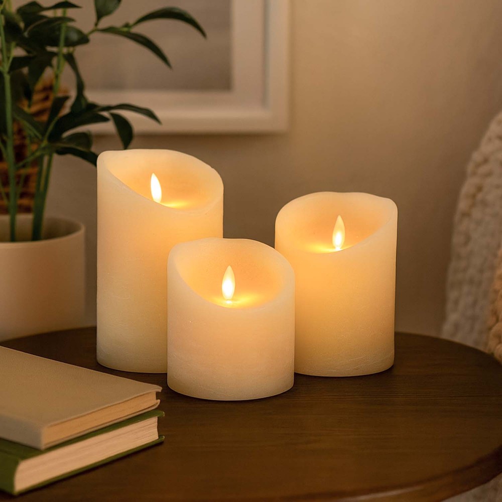 Led Bloklys ø10cm, 3 Stk, Bevægelig Flamme, Hvid Inkl. Fjernbetjening Og Timer, 10 12,5 15cm Høj, ægte Stearin fra Ledlife