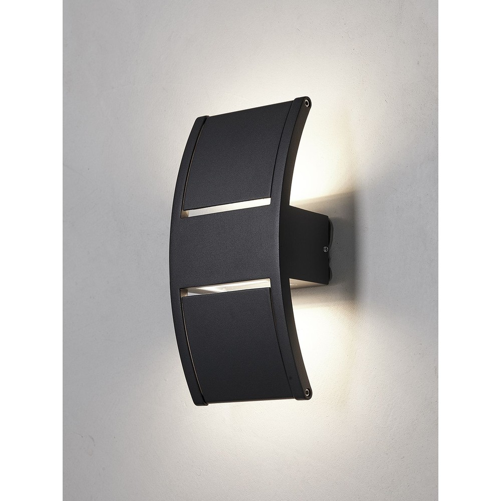 Lærk Udendørs Led Væglampe 12w I Sort     fra Nielsen Light