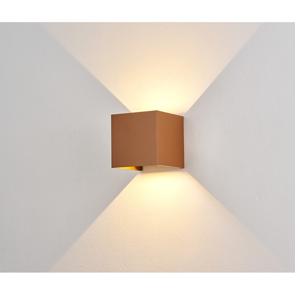 6w Cubic Pro Væglampe Ip65, Corten, Sløjfbar, Justerbar, Firkantet, Op Ned, Inde Ude, Inkl. Lyskilde Dæmpbar : Ikke Dæmpbar, Kulør : Neutral fra Ledlife