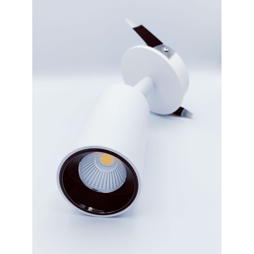12w ø8cm Indbygning Spot Hvid Ra90   Hul: ø7,5 Cm, Mål: ø8 Cm, Osram Led   Dæmpbar : Ikke Dæmpbar, Farve På Hus : Hvid, Kulør : Varm, Spredning : 38° fra Ledlife
