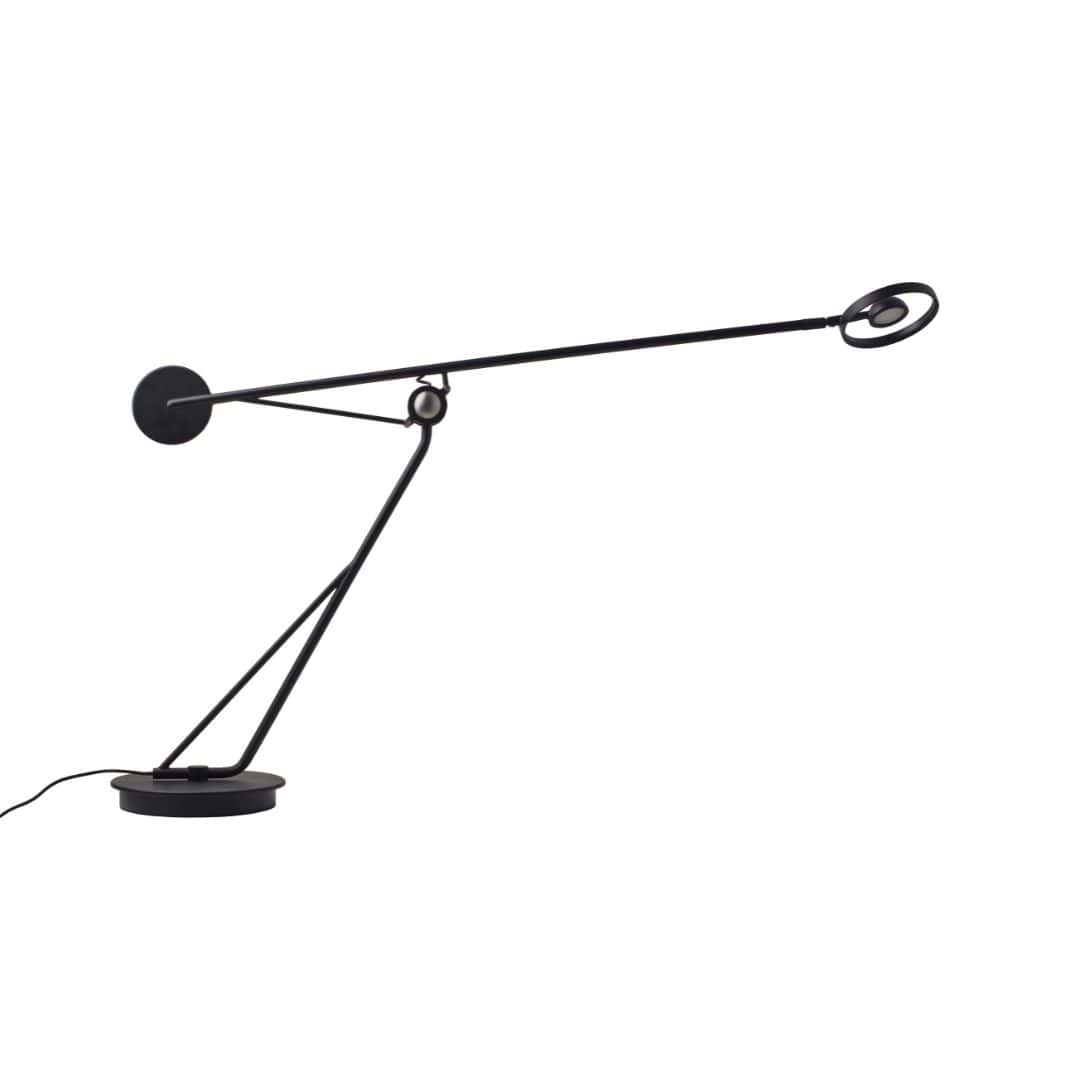 Aaro Bordlampe Sort     fra Dcw Editions
