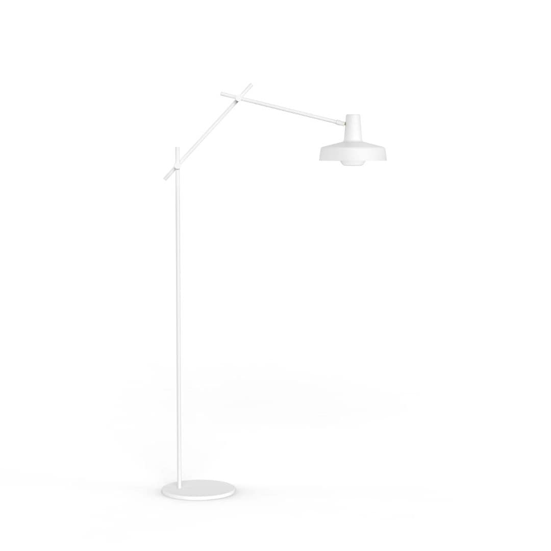Arigato Gulvlampe Hvid     fra Grupa Products