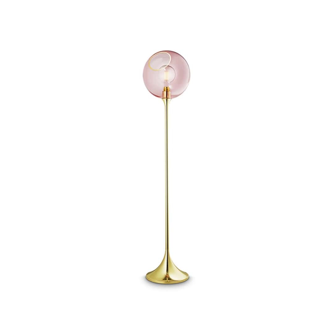 Ballroom Gulvlampe Rose     fra Design By Us