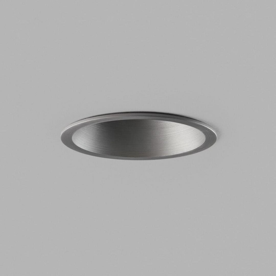 Curve 2 Spot ø90 Carbon Sort   Light Point   Udstillingsmodel fra Light-point