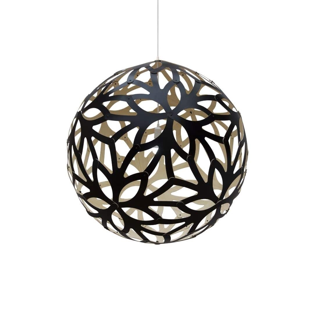 Floral ø100 Pendel Sort   Bamboo     fra David Trubridge