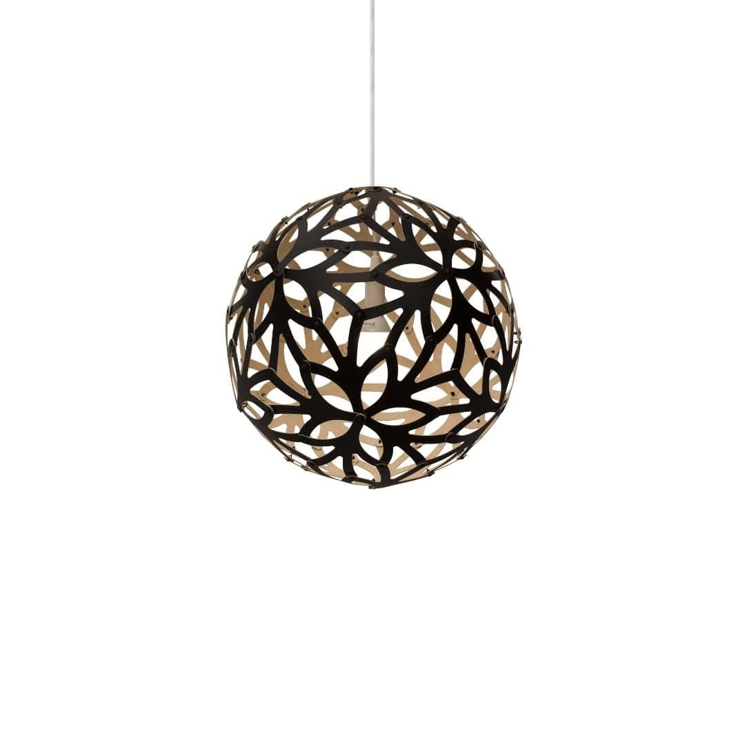 Floral ø40 Pendel Sort   Bamboo     fra David Trubridge