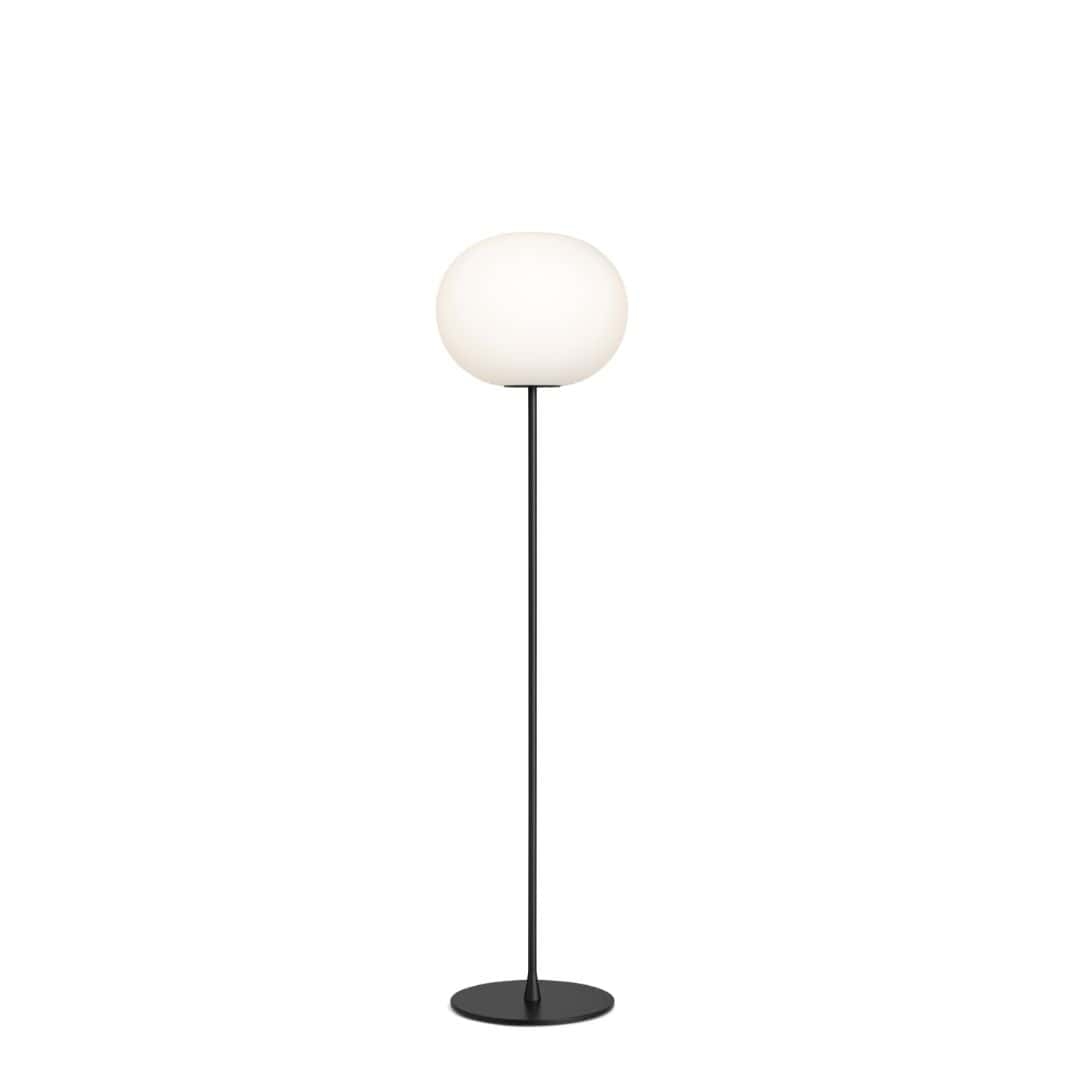 Glo Ball F3 Sort     fra Flos