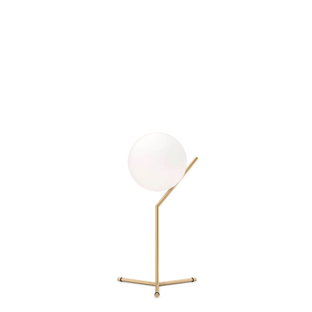 Ic T1 High Bordlampe Messing     fra Flos