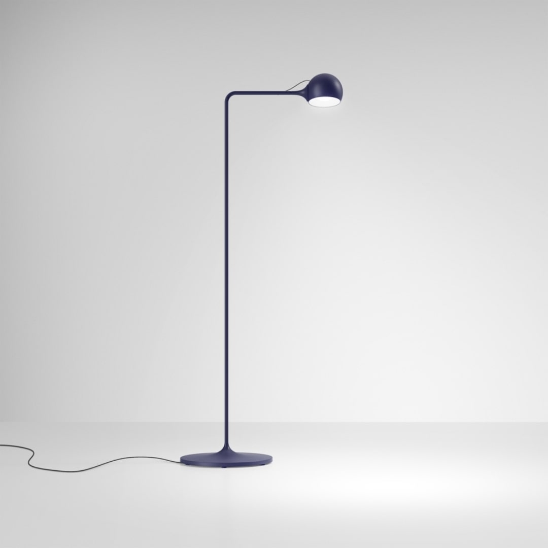 Ixa Reading Gulvlampe Blå     fra Artemide