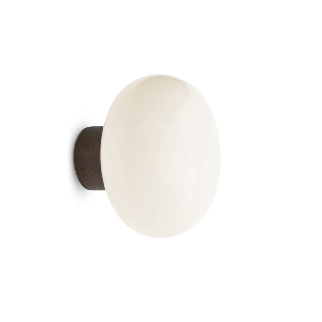 Karl Johan Væglampe Opal Glas     fra New Works