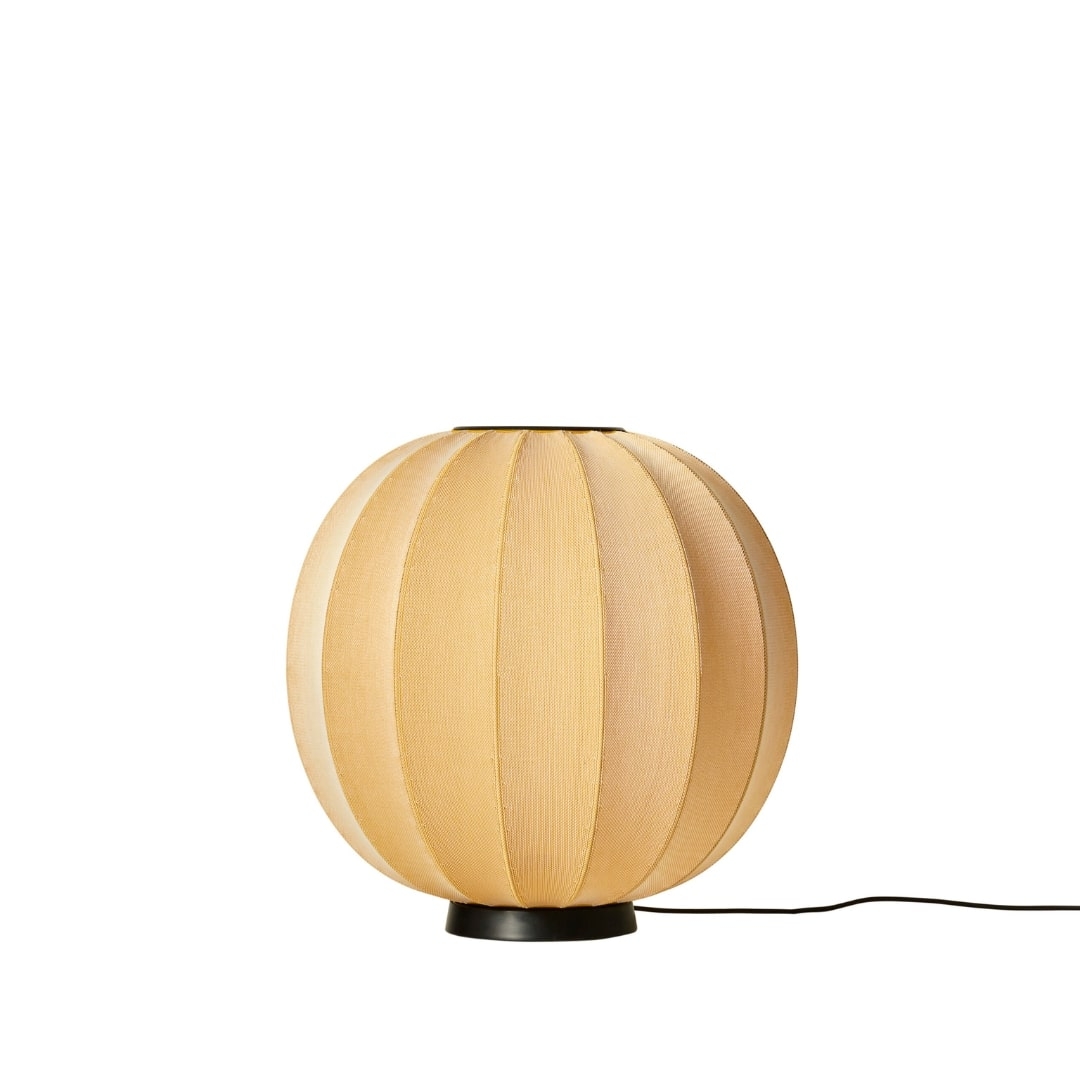 Knit Wit 60 Round Gulvlampe Sunrise     fra Made By Hand