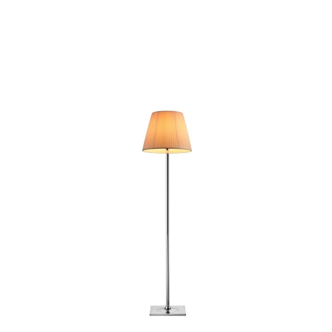 Ktribe F2 Gulvlampe Creme Stof     fra Flos