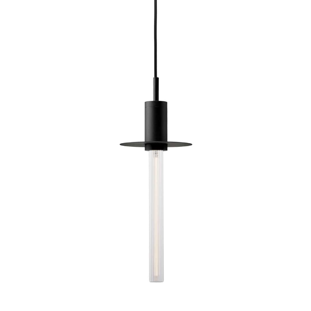 Liberty Pendel M  Disk Black     fra Design By Us