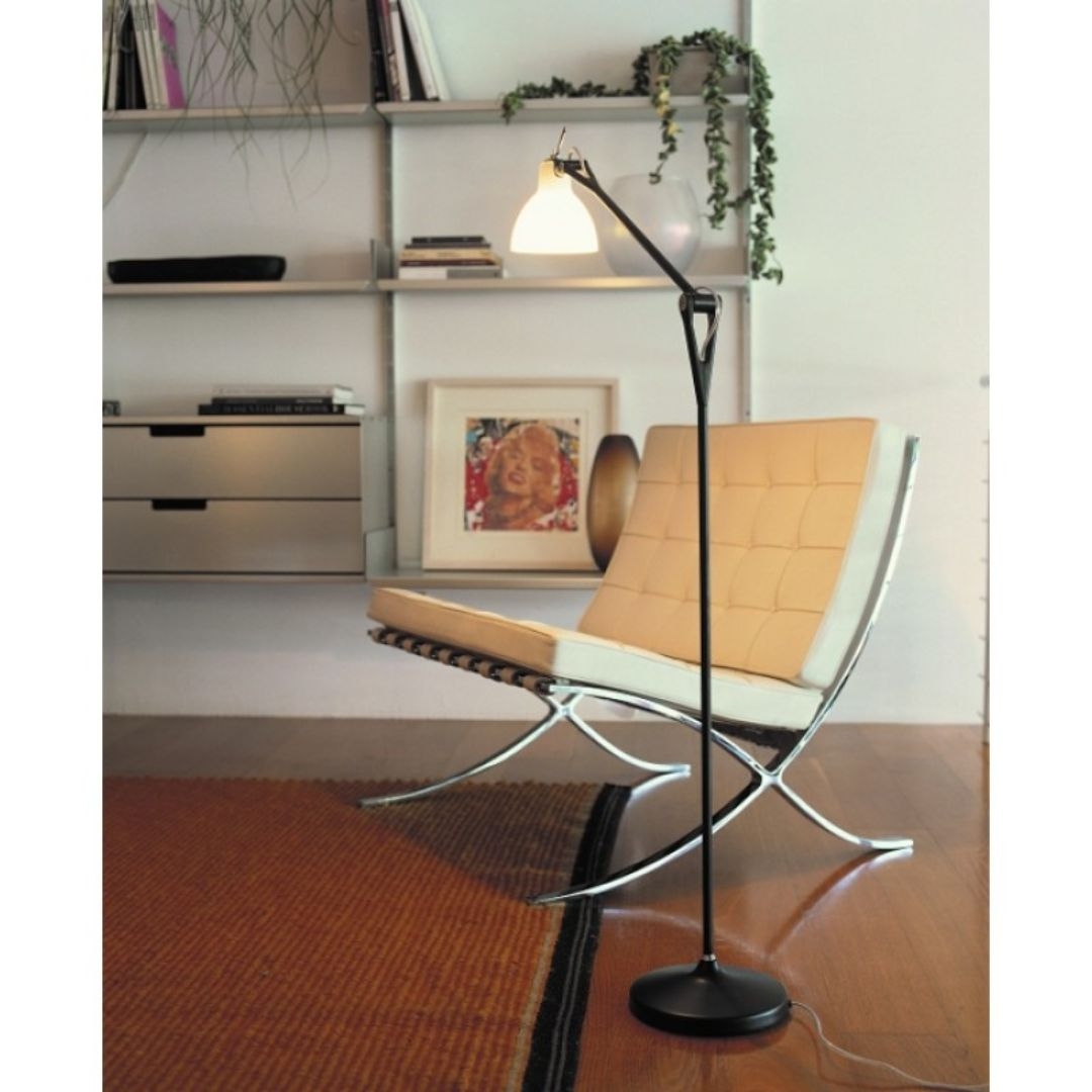 Luxy F1 Gulvlampe Mat Sort Blank Hvid Skærm     fra Rotaliana