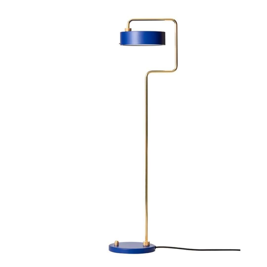 Petite Machine Gulvlampe Royal Blue     fra Made By Hand