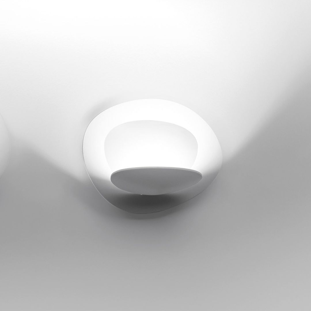 Pirce Micro Væglampe Led Hvid 2700k     fra Artemide