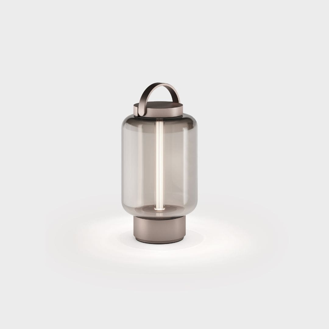 Qu Lantern Transportabel Lampe Lys Bronze   Ip44.de fra Lampefeber