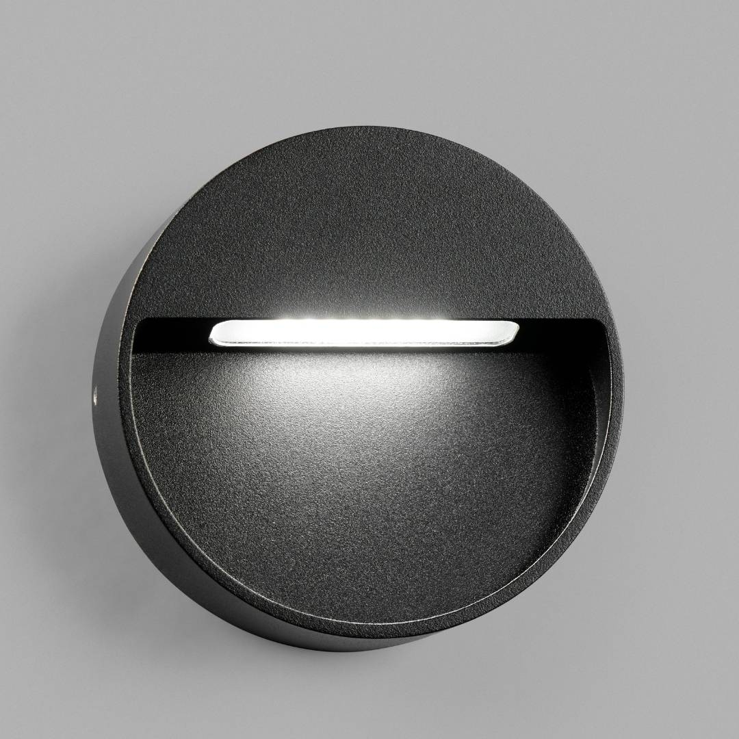 Serious 3 Væglampe Sort   Light Point   Udstillingsmodel fra Light-point