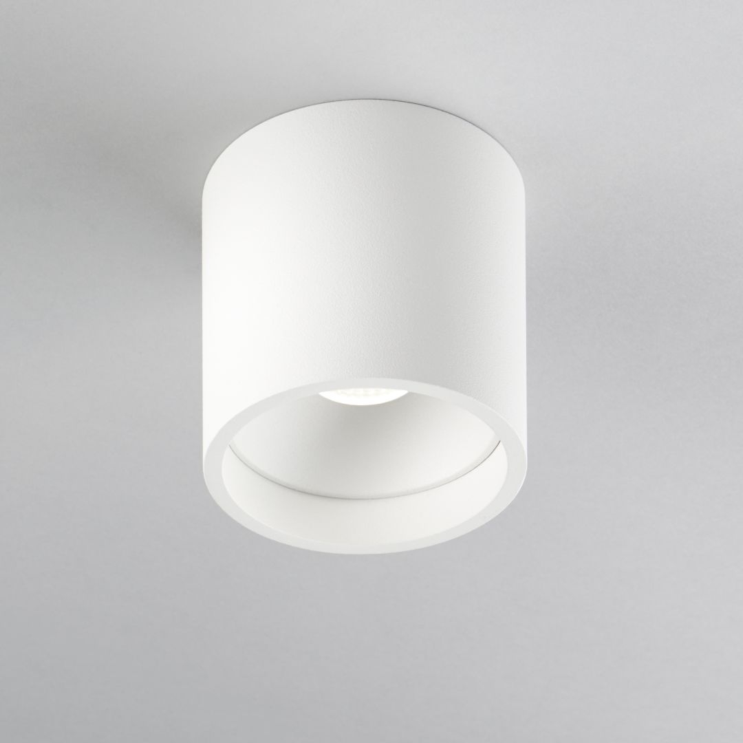 Solo 2 Round Loftlampe Hvid 2700k   Light Point fra Light-point