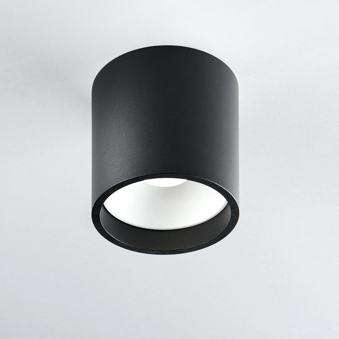 Solo Round Loftlampe Sort 3000k   Light Point fra Light-point