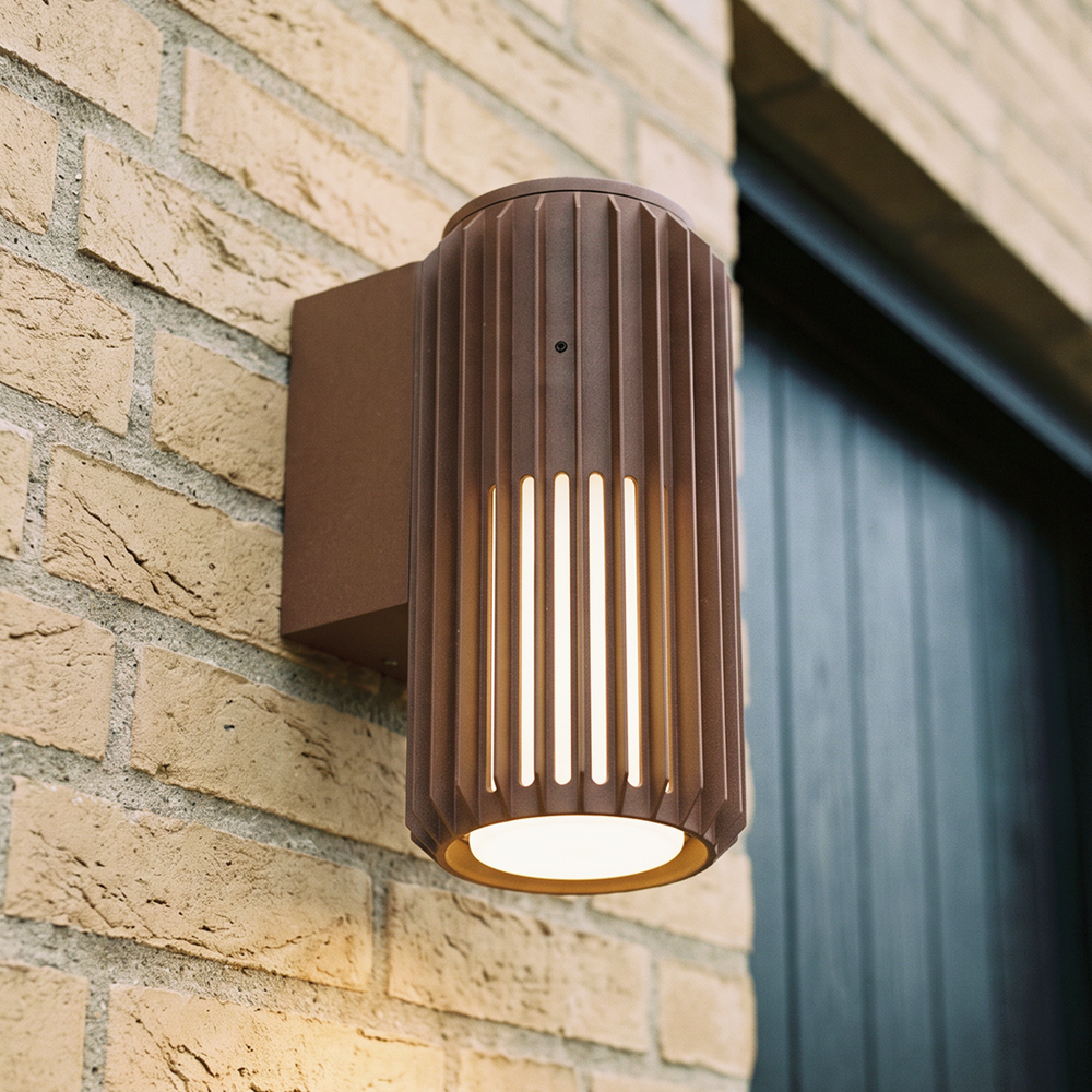 Fyron Wall Væglampe, Coffee   E27, Ip54 Udendørs fra Ledlife