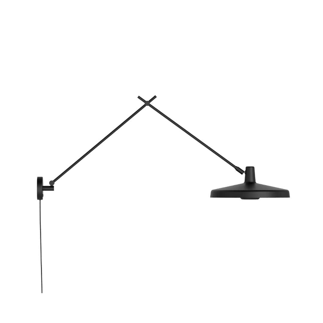 Arigato Væglampe 45 Sort     fra Grupa Products