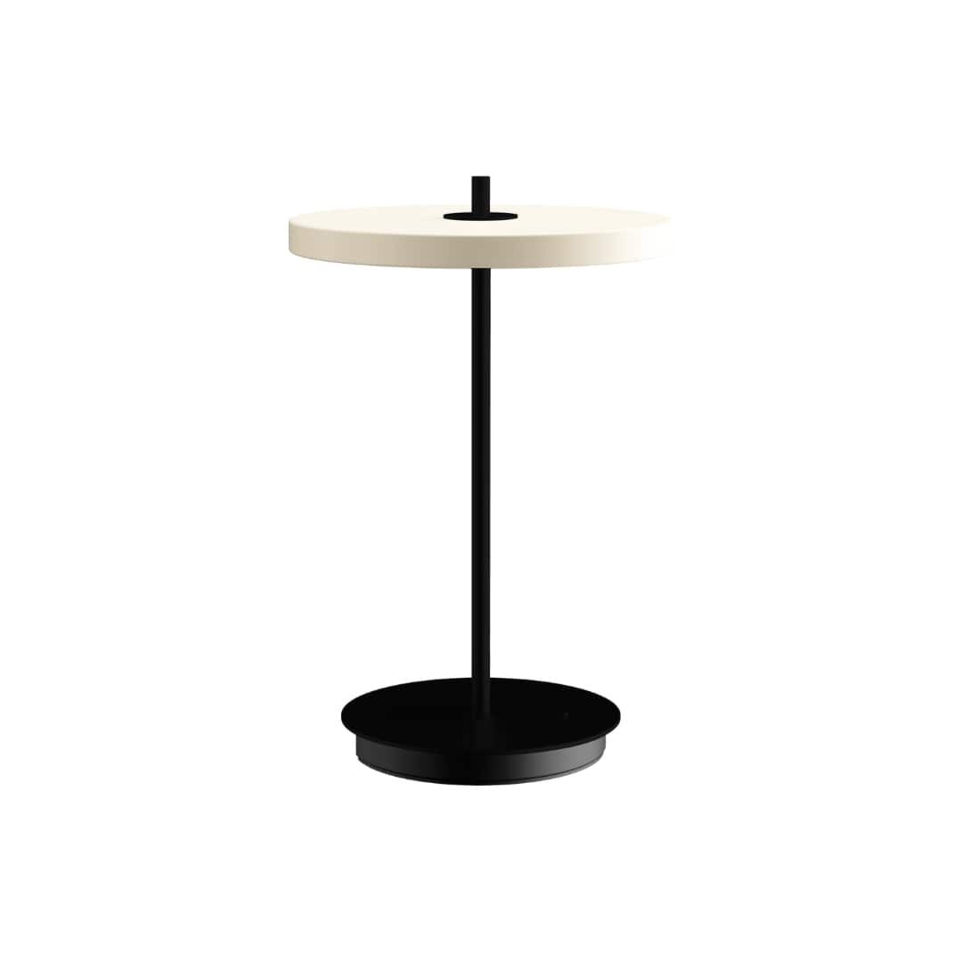Asteria Move Hvid M  Sort Base     fra Umage