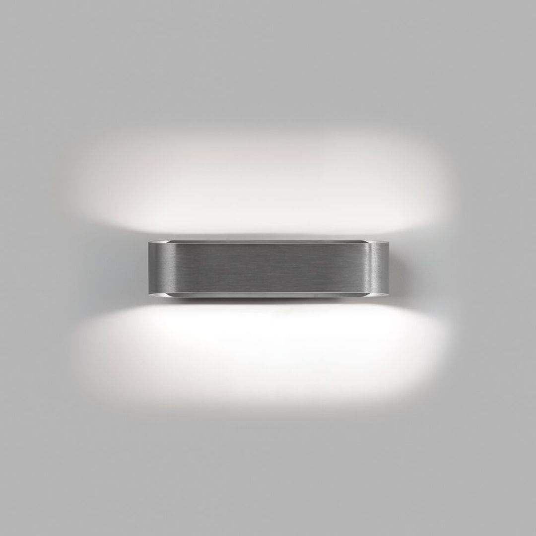 Aura W2 Væglampe Titanium Light Point fra Light-point