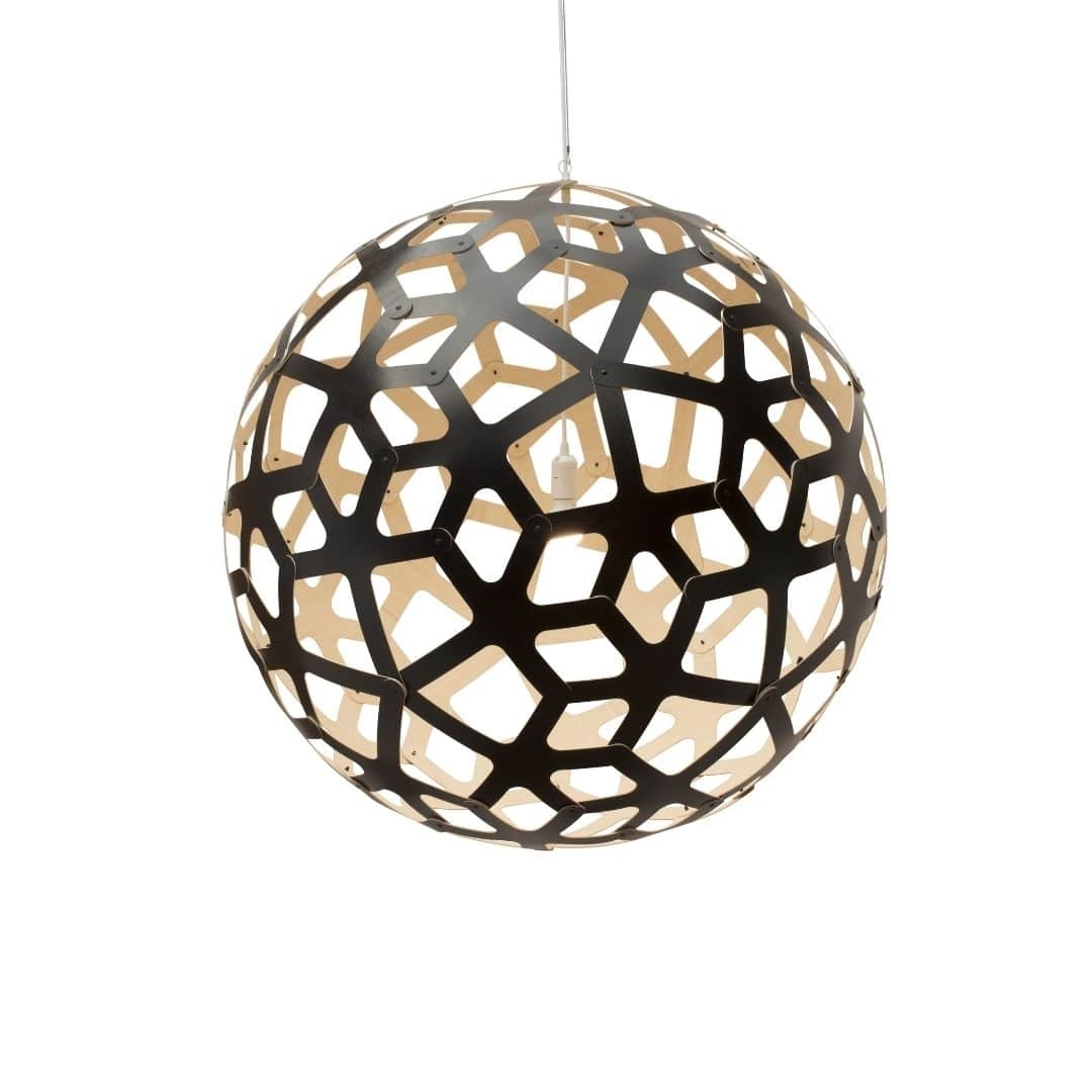Coral ø100 Pendel Sort   Bamboo     fra David Trubridge