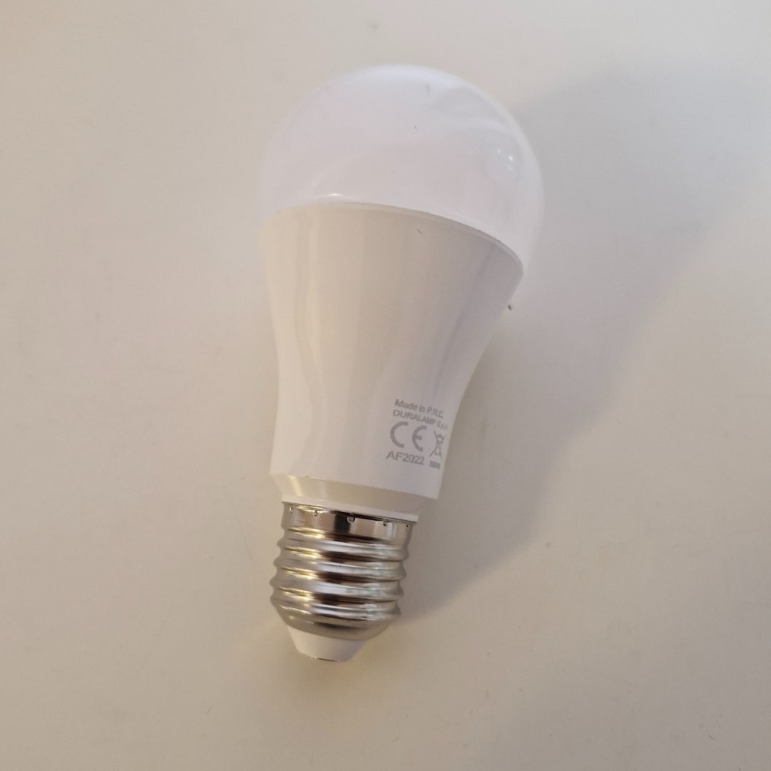 Decoled A150 20w 2200lm 2700k E27 fra Duralamp