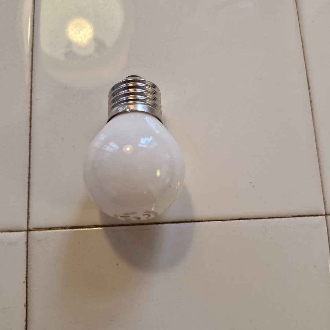 Diolux Krone40 4w E27 470lm Tænd Sluk   Så Længe Lager Haves     fra Gn