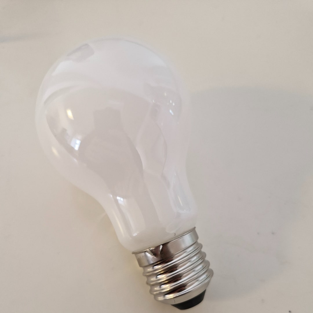 Diolux Norma25 E27 4w Led Dæmpbar  Så Længe Lager Haves     fra Gn