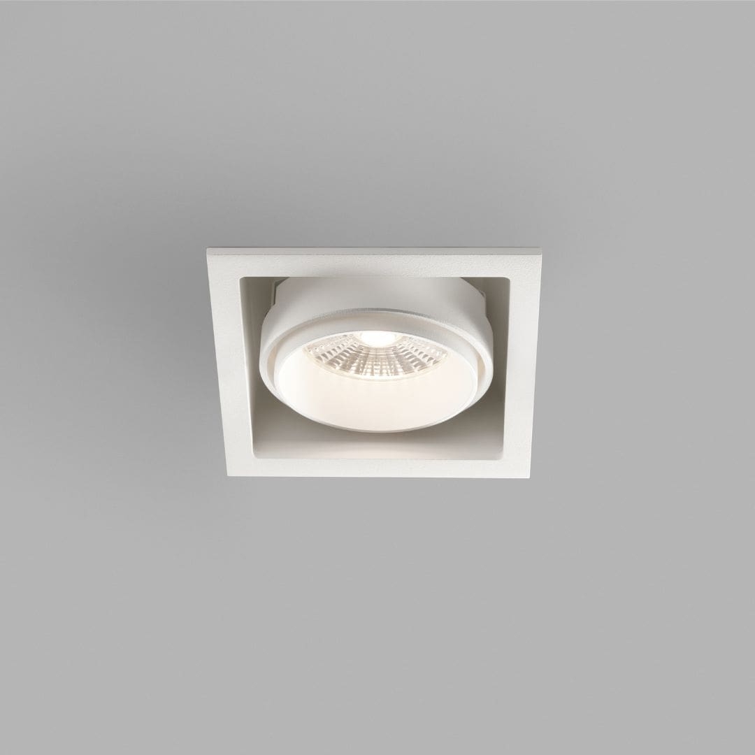 Ghost+ 1   10w Led Hvid   Så Længe Lager Haves  Light Point fra Light-point
