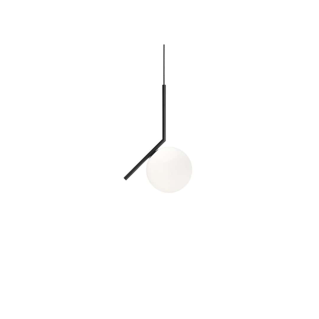 Ic S1 Pendel Sort     fra Flos