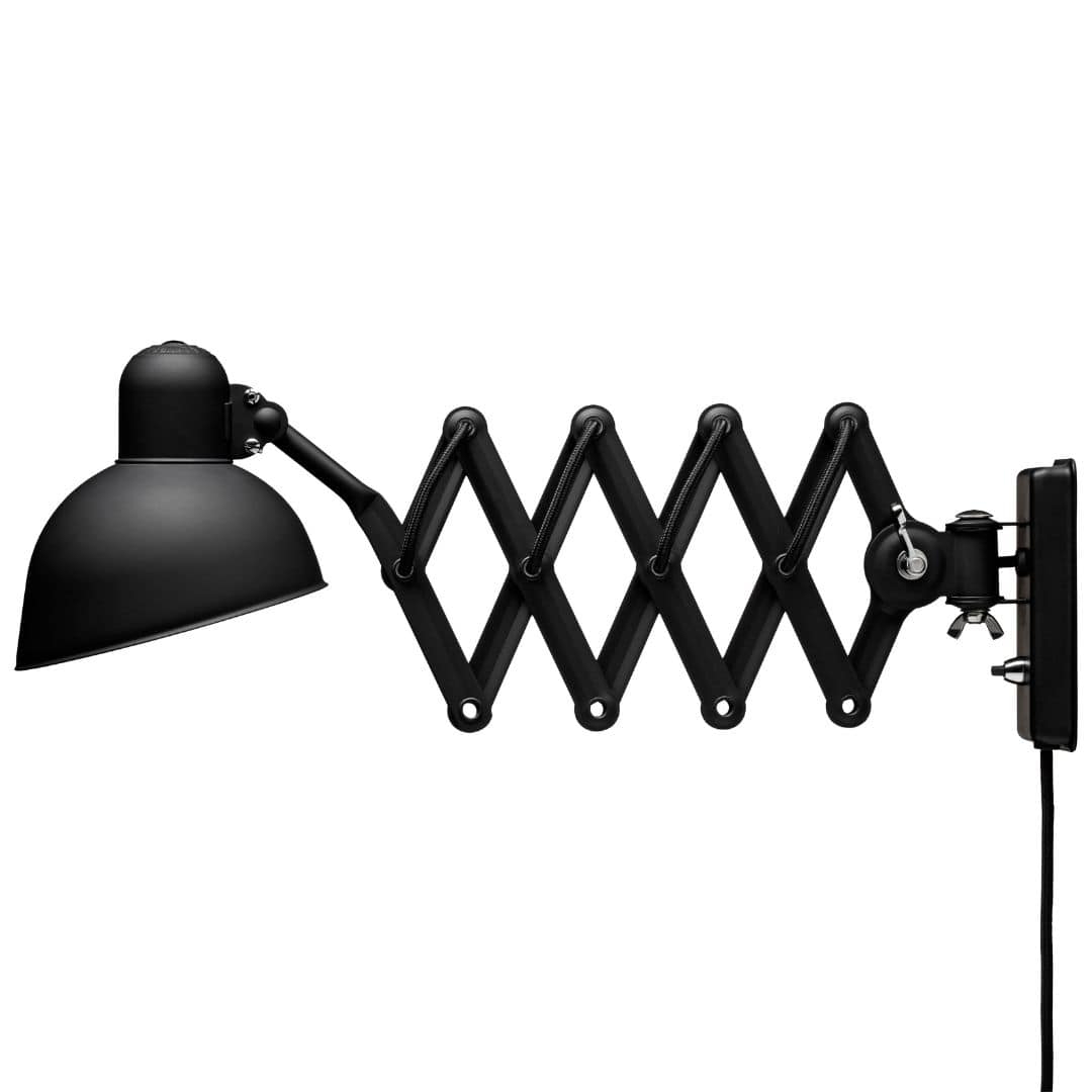 Kaiser Idell 6718 W Sax Væglampe Mat Sort fra Fritz Hansen