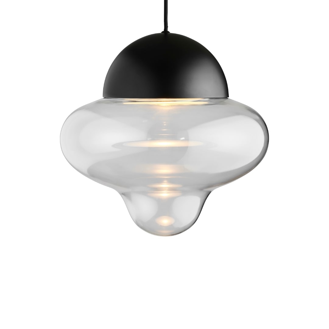 Nutty Pendel  Clear Glass   Black Dome     fra Design By Us