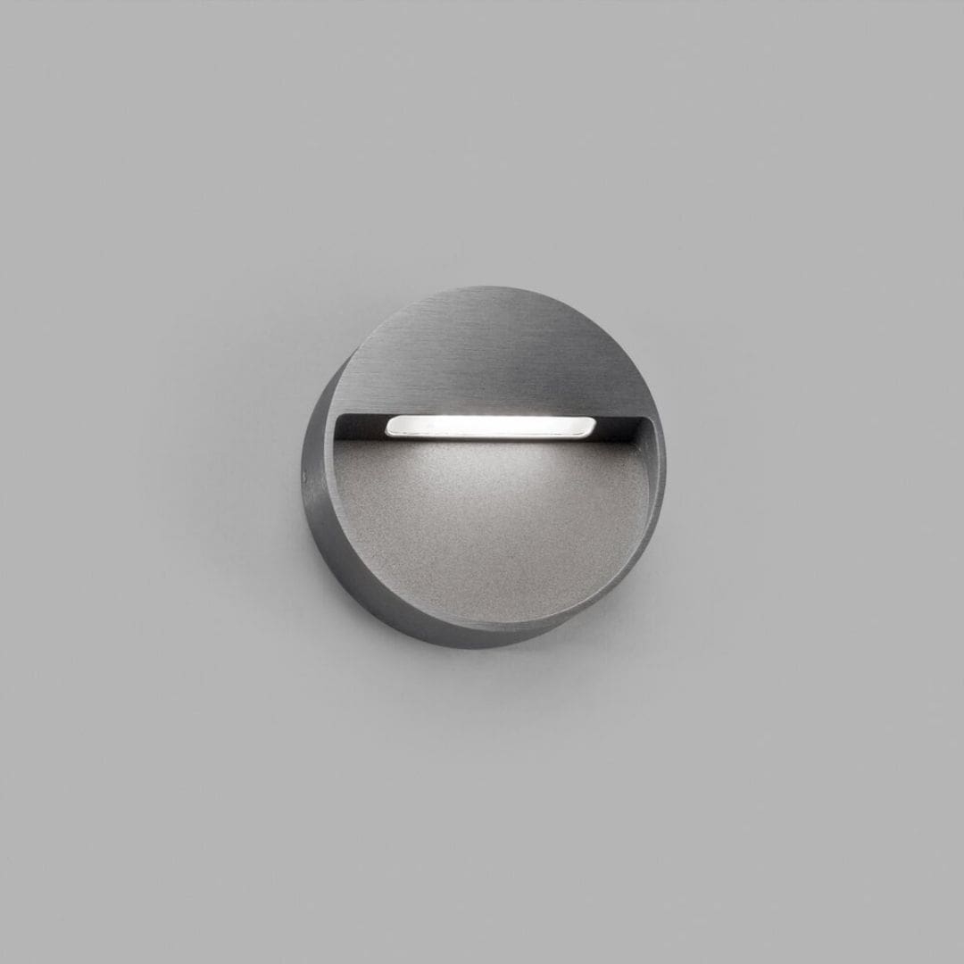Serious 1 Væglampe Titanium   Light Point fra Light-point