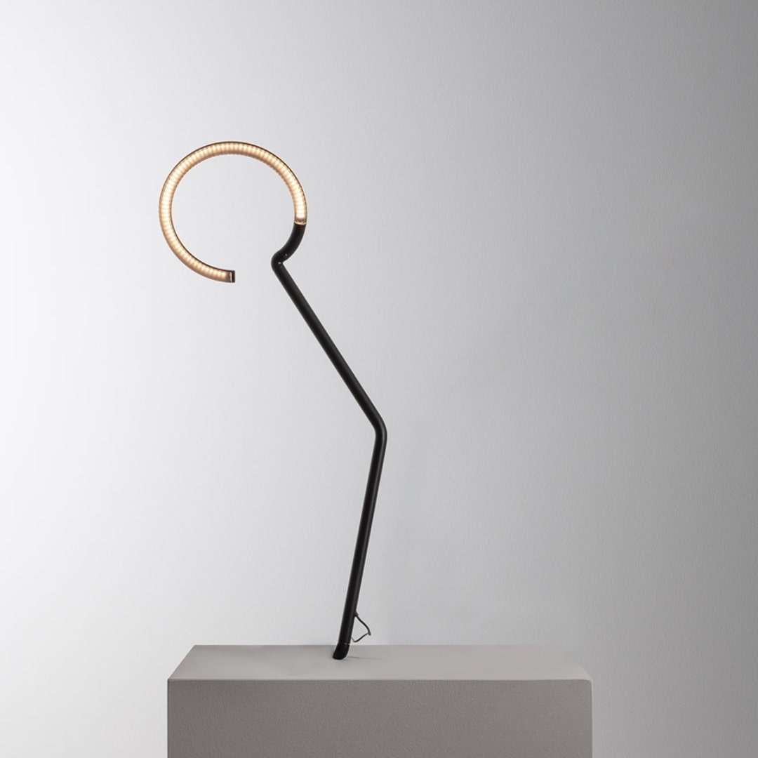 Vine Light Bordlampe Sort U  Base     fra Artemide