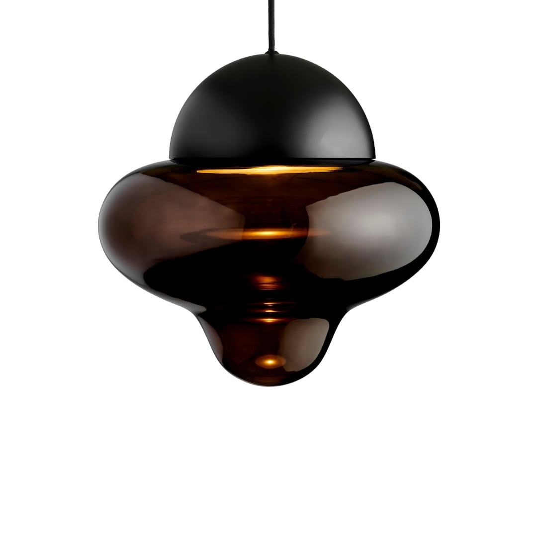Nutty Pendel  Brown Glass   Black Dome     fra Design By Us
